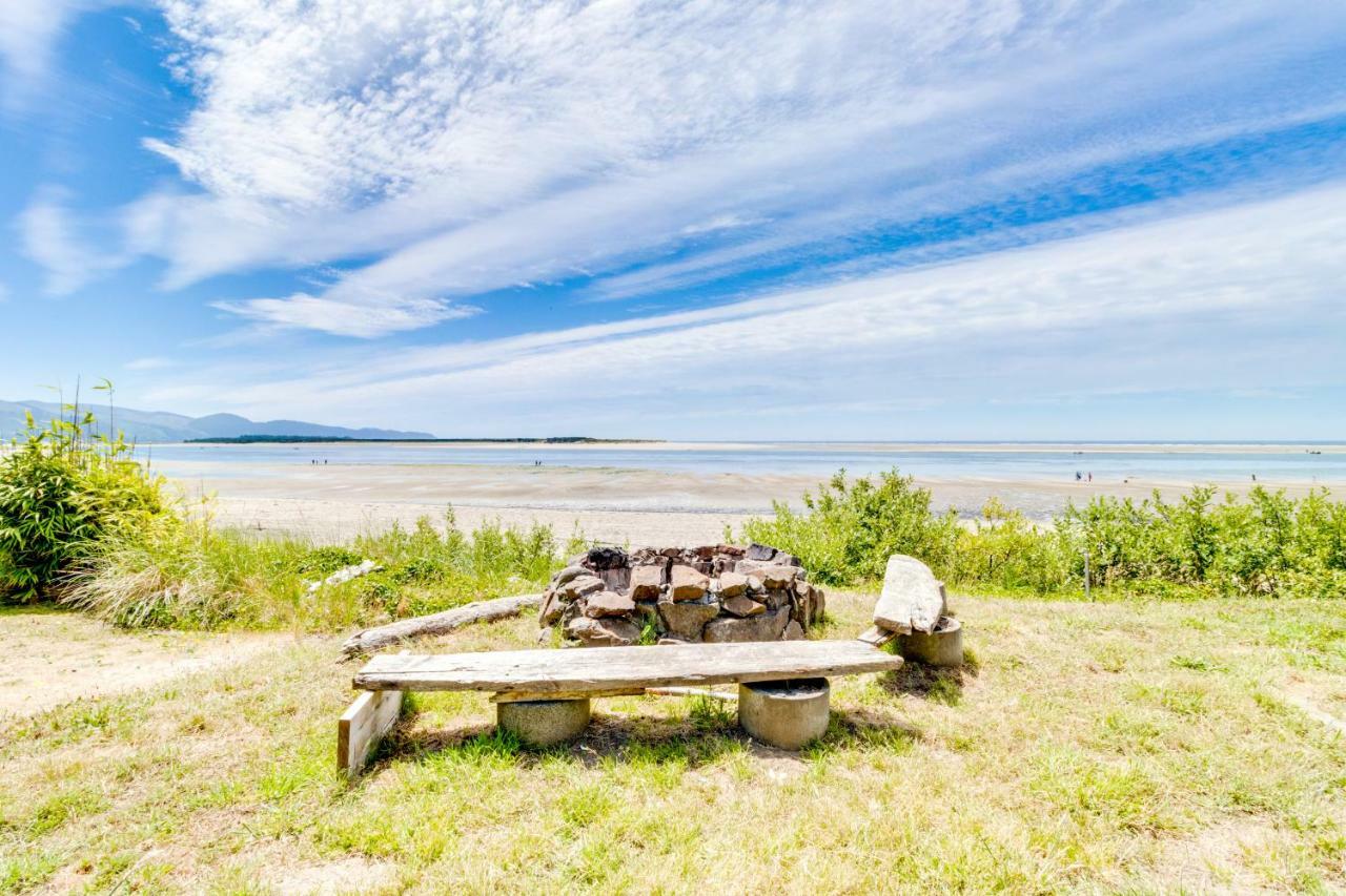 Happy Camp Beachfront Cabin Netarts Экстерьер фото